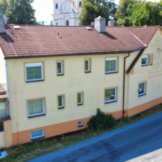 Pronájem pokoje 120 m² Zborovy