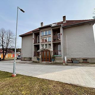Prodej bytu 3+1 76 m² Žichovice