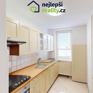 Prodej bytu 3+1 75 m² Krupka Bohosudov, Sídliště Nad plovárnou