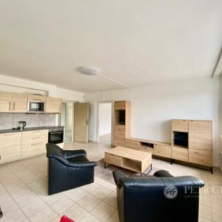 Pronájem bytu 2+kk 65 m² Praha