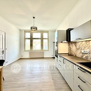 Pronájem bytu 2+kk 53 m² Poděbrady I, Husova
