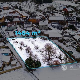 Prodej stavební parcely 1447 m&sup2; Mnichovo Hradiště