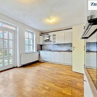 Pronájem rodinného domu 153 m² Staré Město, Metodějova