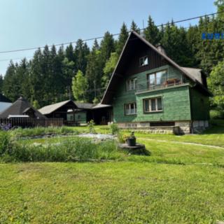 Prodej rodinného domu 550 m² Velké Karlovice