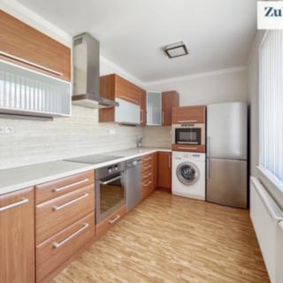 Pronájem bytu 1+1 36 m² Staré Město, Velehradská