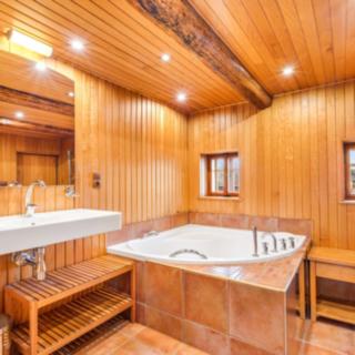 Prodej rodinného domu 380 m² Cvikov Lindava