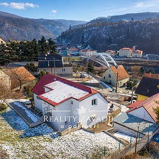 Prodej rodinného domu 127 m&sup2; Hradištko