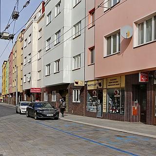 Pronájem bytu 1+1 45 m&sup2; Pardubice