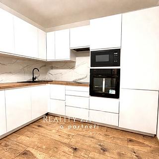 Prodej bytu 2+1 64 m² Paskov, Bělská