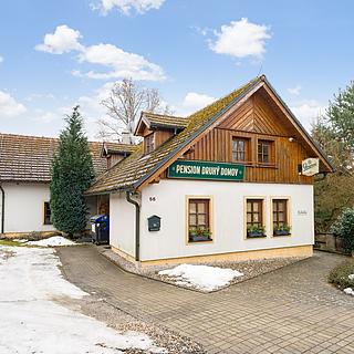 Prodej hotelu, penzionu 200 m&sup2; Nový Bor