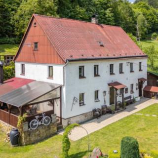 Prodej rodinného domu 230 m² Perštejn, Hlavní