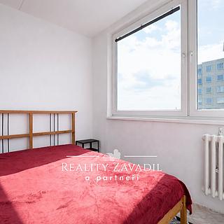 Pronájem bytu 1+kk a garsoniéry 30 m² Praha Modřany, Petržílova