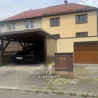 Prodej rodinného domu 368 m² Kozmice