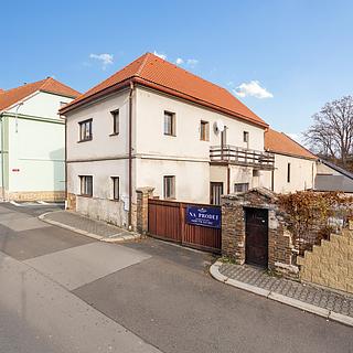 Prodej zemědělské usedlosti 230 m² Doksy, 5. května