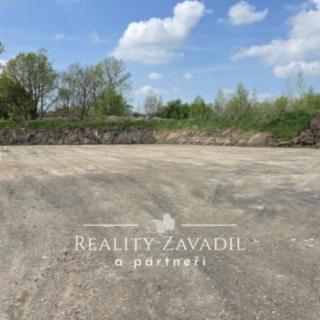 Prodej komerčního pozemku 2 900 m² Vratimov, Mourová