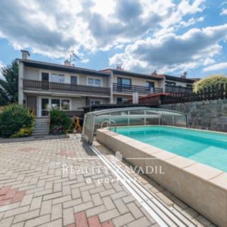 Prodej rodinného domu 350 m² Chvaletice, Budovatelů