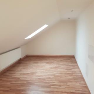 Pronájem bytu 3+kk 70 m² Dražeň