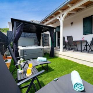 Prodej rodinného domu, 54m²