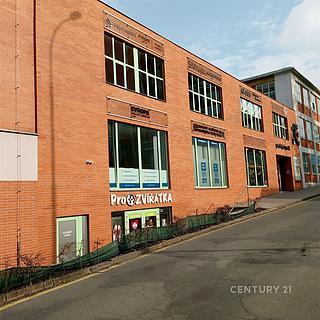 Pronájem kanceláře 65 m&sup2; Zlín