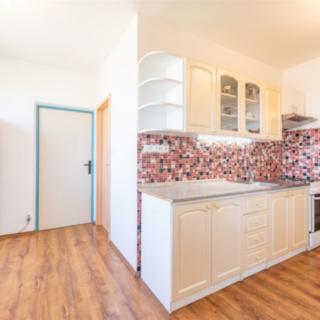 Prodej bytu 2+1 60 m² Zlín
