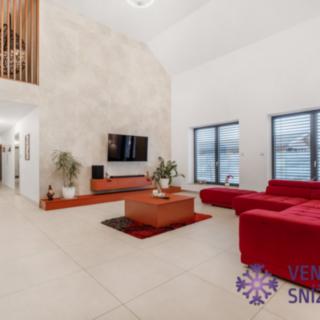 Prodej rodinného domu 331 m² Pěčice