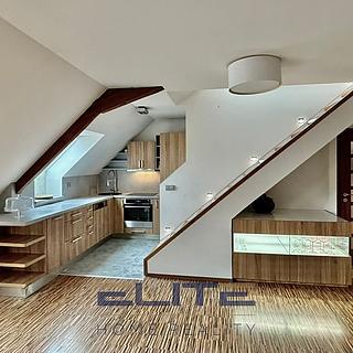 Prodej bytu 3+kk 93 m² Mnichovo Hradiště, Příčná