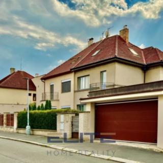 Pronájem rodinného domu 250 m² Praha, Nad Zemankou