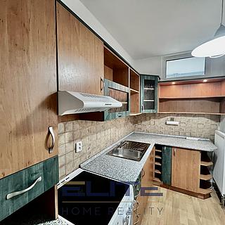 Pronájem bytu 1+1 59 m² Liberec VI-Rochlice, Hedvábná