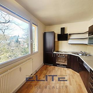 Pronájem bytu 4+1 85 m² Liberec I-Staré Město, Březová alej