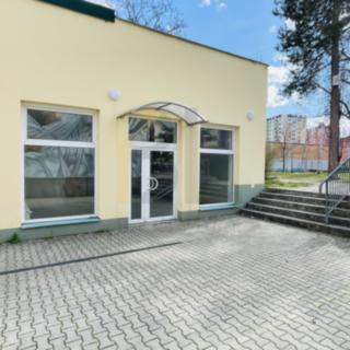 Pronájem obchodu 74 m² Hodonín, Národní třída