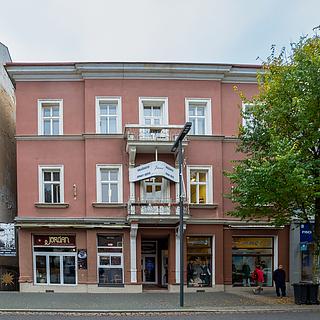 Pronájem bytu 3+1 82 m² Děčín IV-Podmokly, Husovo nám.