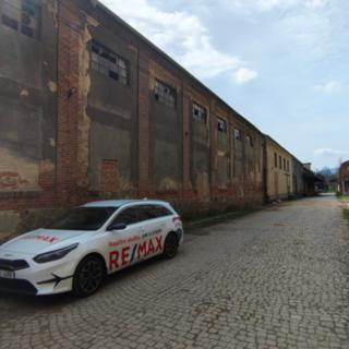 Pronájem skladu 915 m² Děčín