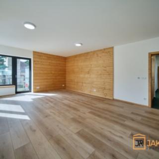 Prodej bytu 3+kk 68 m² Černý Důl