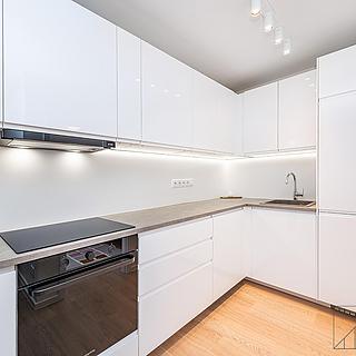 Prodej bytu 4+kk 97 m&sup2; Brno