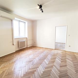 Pronájem bytu 2+1 60 m² Ostrava