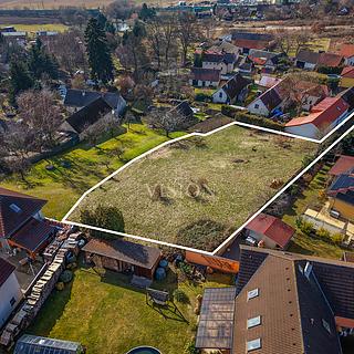 Prodej stavební parcely 1 888 m² Chotoviny