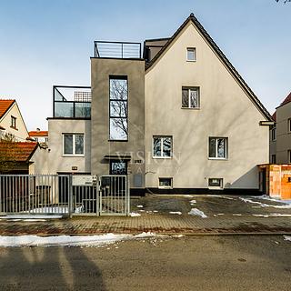 Prodej bytu 3+1 95 m² Tábor, Bezručova