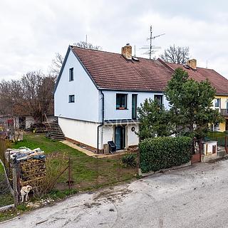 Prodej rodinného domu 160 m&sup2; Ponědraž