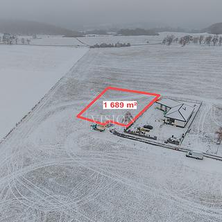 Prodej stavební parcely 1689 m&sup2; Pyšely