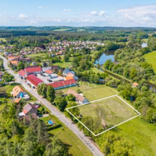 Prodej stavební parcely 3648 m² Roudná