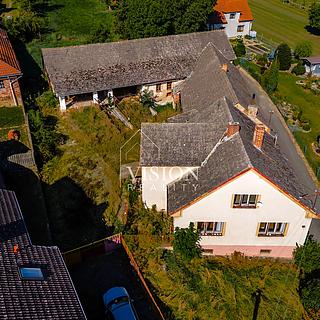 Prodej rodinného domu 390 m² Bernartice