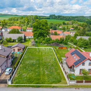 Prodej stavební parcely 893 m² Obrataň
