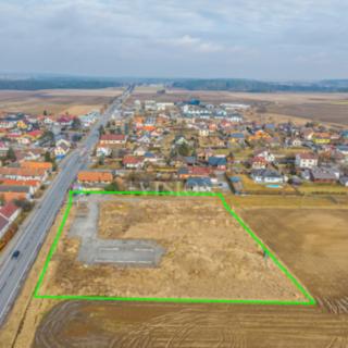 Prodej komerčního pozemku 7 031 m² Klenovice