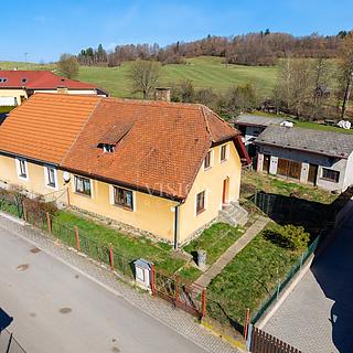 Prodej rodinného domu 63 m² Benešov nad Černou