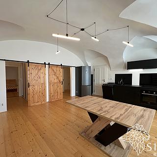 Pronájem bytu 2+kk 69 m² Frýdek-Místek Frýdek, Radniční