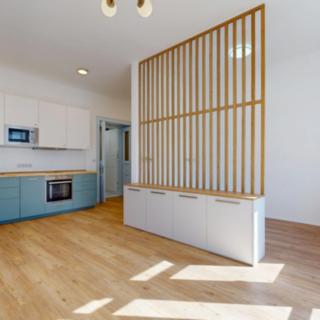 Prodej bytu 1+kk, garsoniery 38 m² Praha