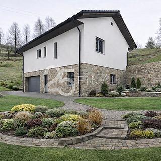 Prodej rodinného domu 211 m&sup2; Libňatov