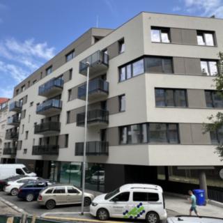 Pronájem bytu 2+kk 80 m² Praha