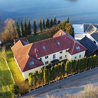 Prodej činžovního domu 878 m² Želeč