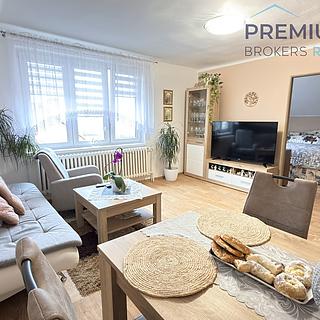 Prodej bytu 3+1 70 m² Žitenice, U hřiště